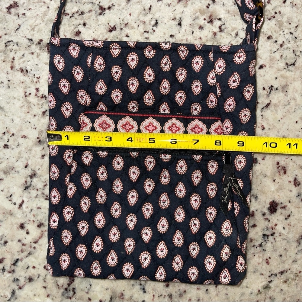 Vera Bradley Hipster Crossbody Retired Classic Black Paisley Pattern Quilted - Picture 10 of 13